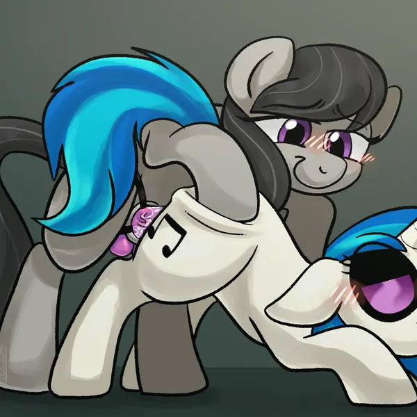 octavia (mlp), vinyl scratch (mlp) (friendship is magic, hasbro) created by bananabreadart